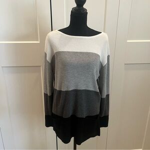 Vince Camuto Colorblock Gray Knit Sweater